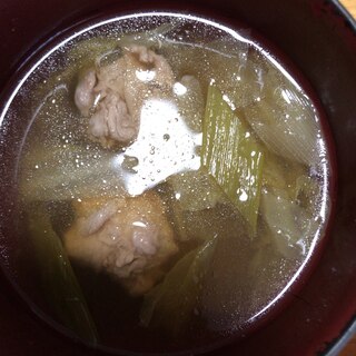 豚肉入り中華スープ
